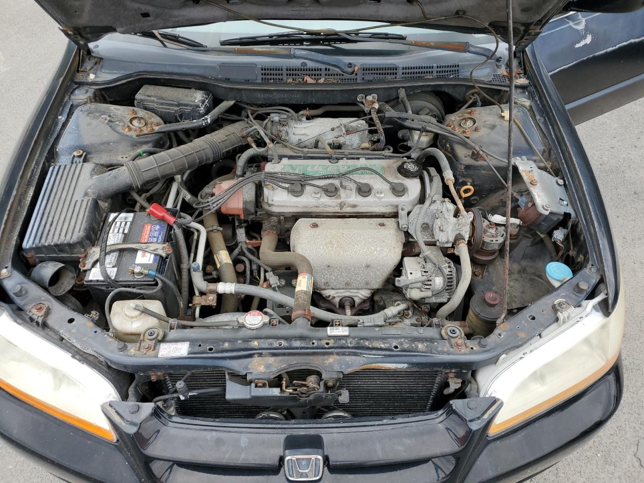 1HGCG665XYA027342 2000 Honda Accord Lx