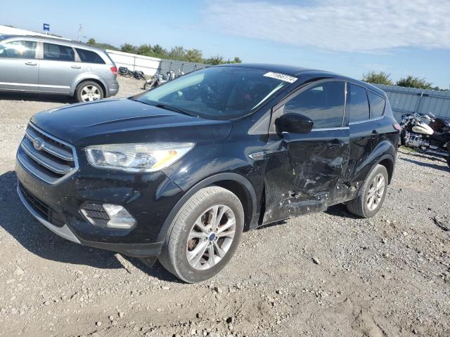  FORD ESCAPE 2017 Czarny