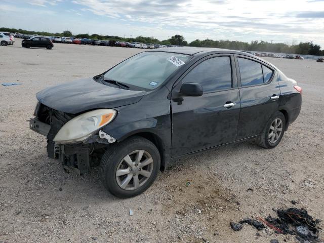 Sedans NISSAN VERSA 2012 Czarny