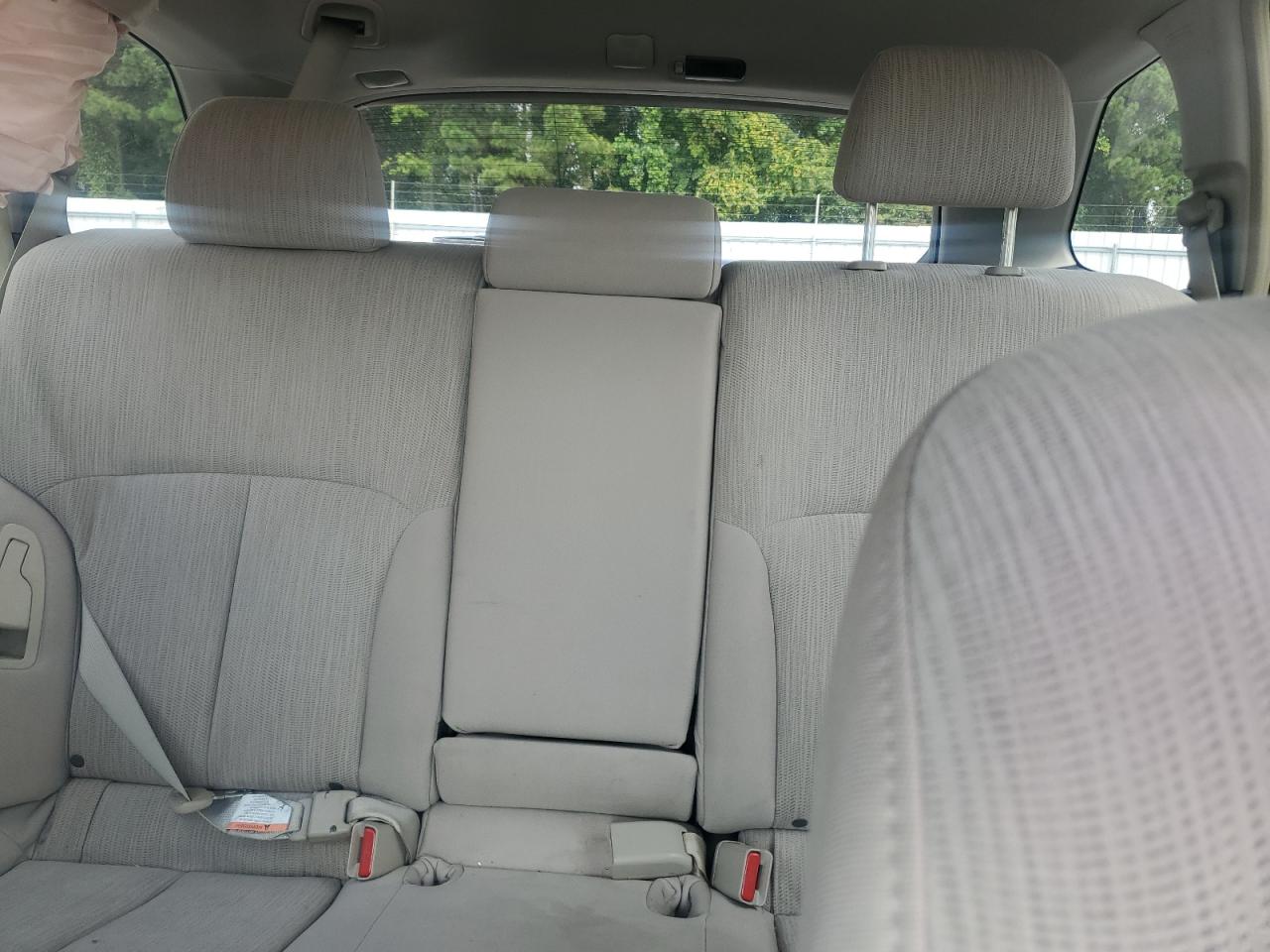 2014 Subaru Outback - Image 10