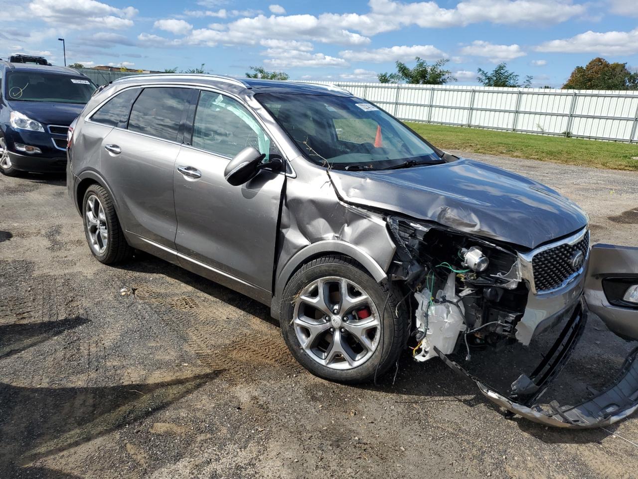2016 Kia Sorento - Image 4