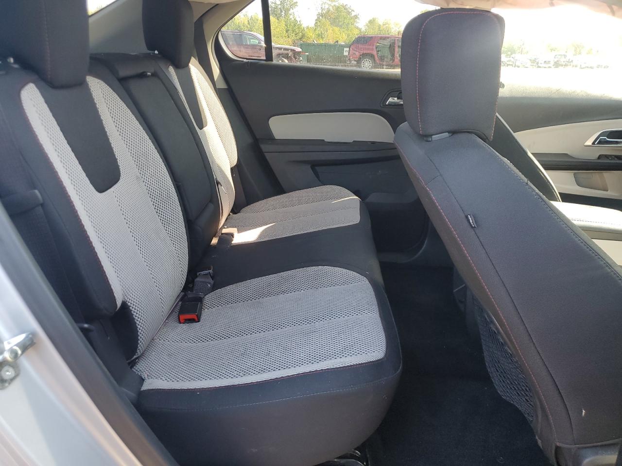2017 Chevrolet Equinox - Image 11