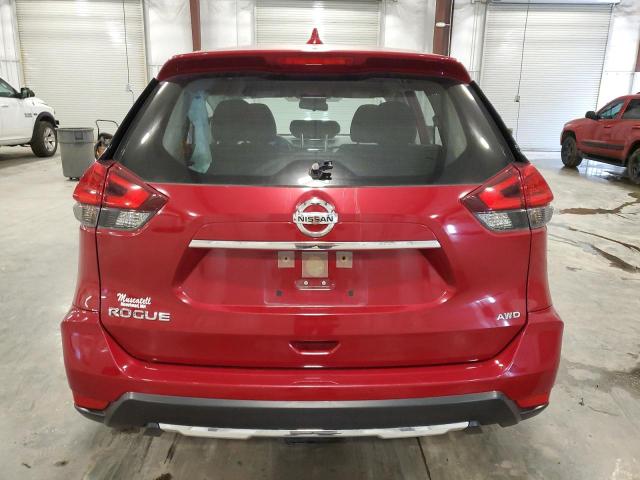  NISSAN ROGUE 2017 Czerwony