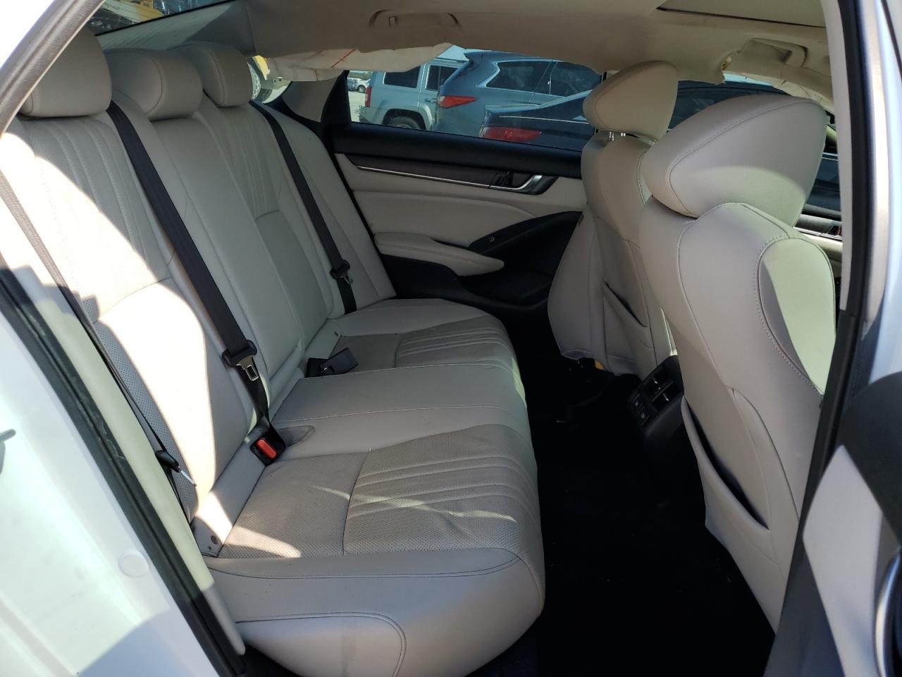 2022 Honda Accord - Image 10
