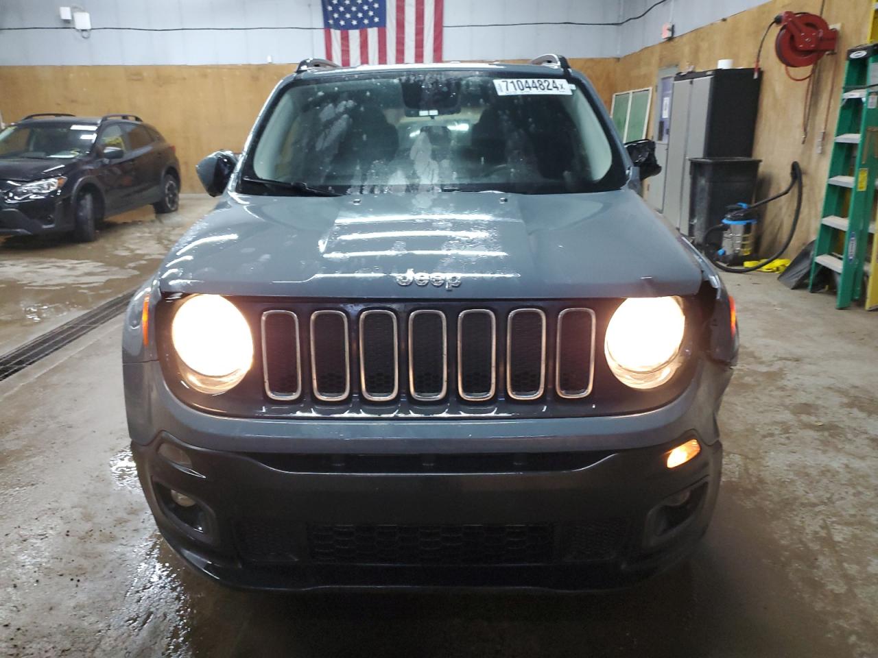 ZACCJBBB1HPG28028 2017 Jeep Renegade Latitude