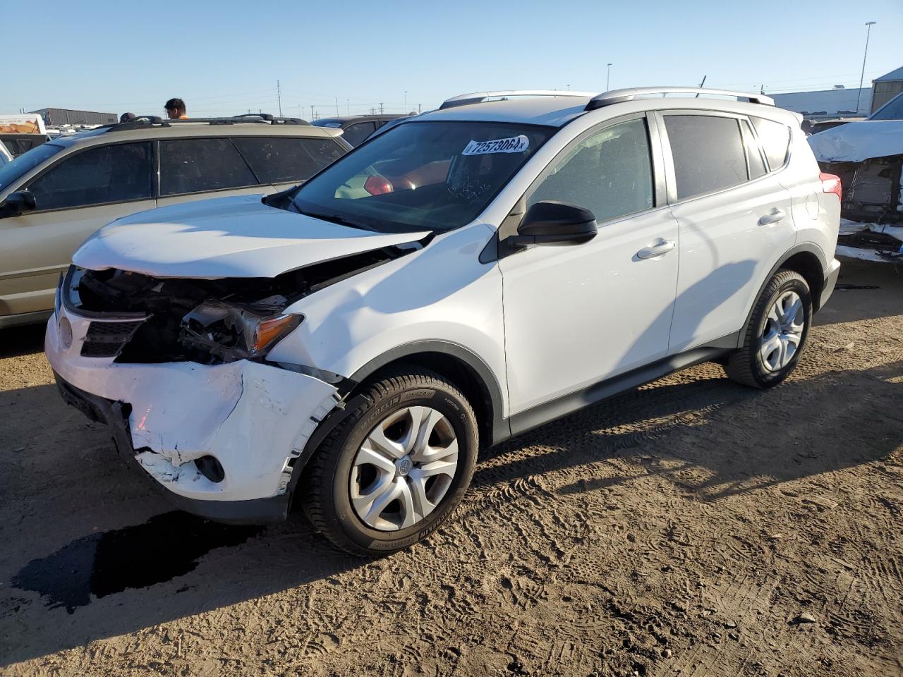 JTMBFREVXFD132961 2015 TOYOTA RAV 4 - Image 1