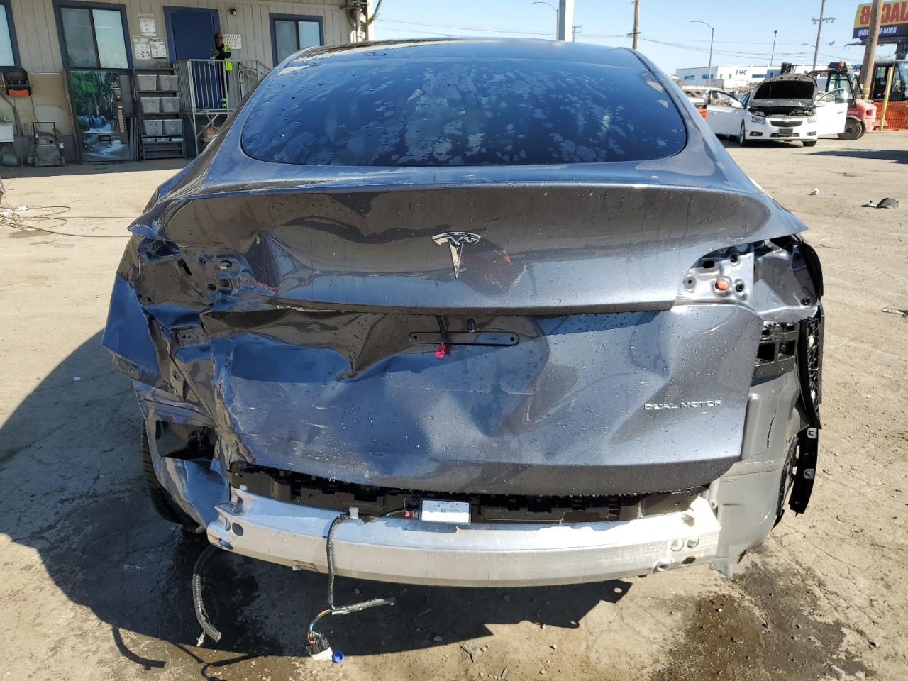 7SAYGDEE0PA210863 2023 Tesla Model Y