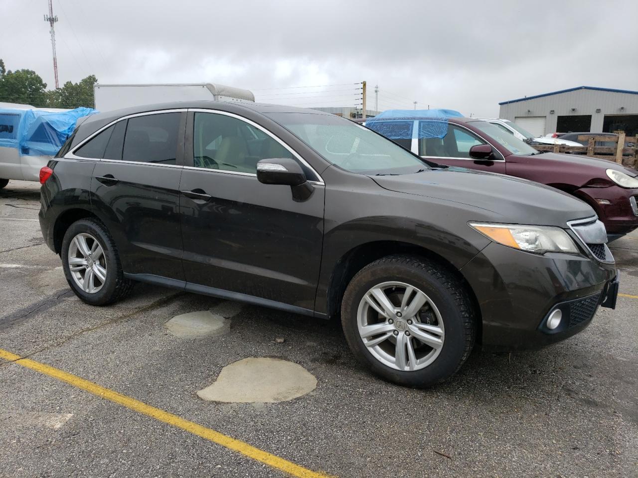 VIN 5J8TB4H54EL008303 2014 ACURA RDX no.4