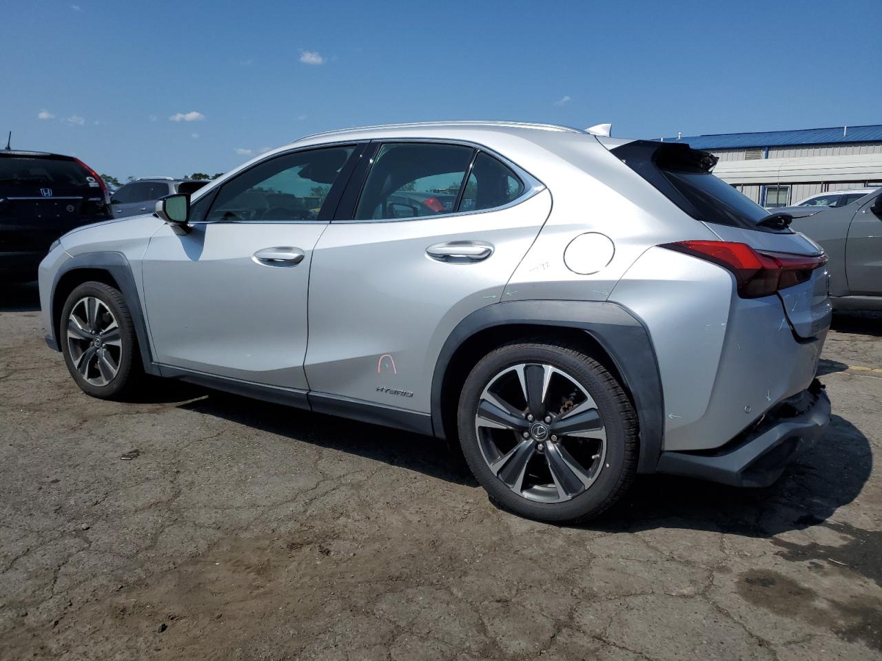 JTHP9JBH0L2026022 2020 LEXUS UX - Image 2