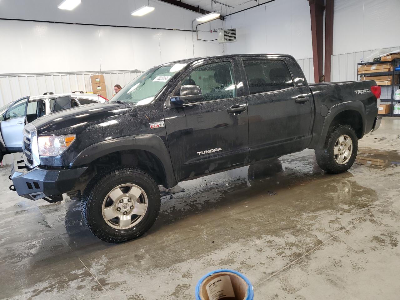 2013 TOYOTA TUNDRA