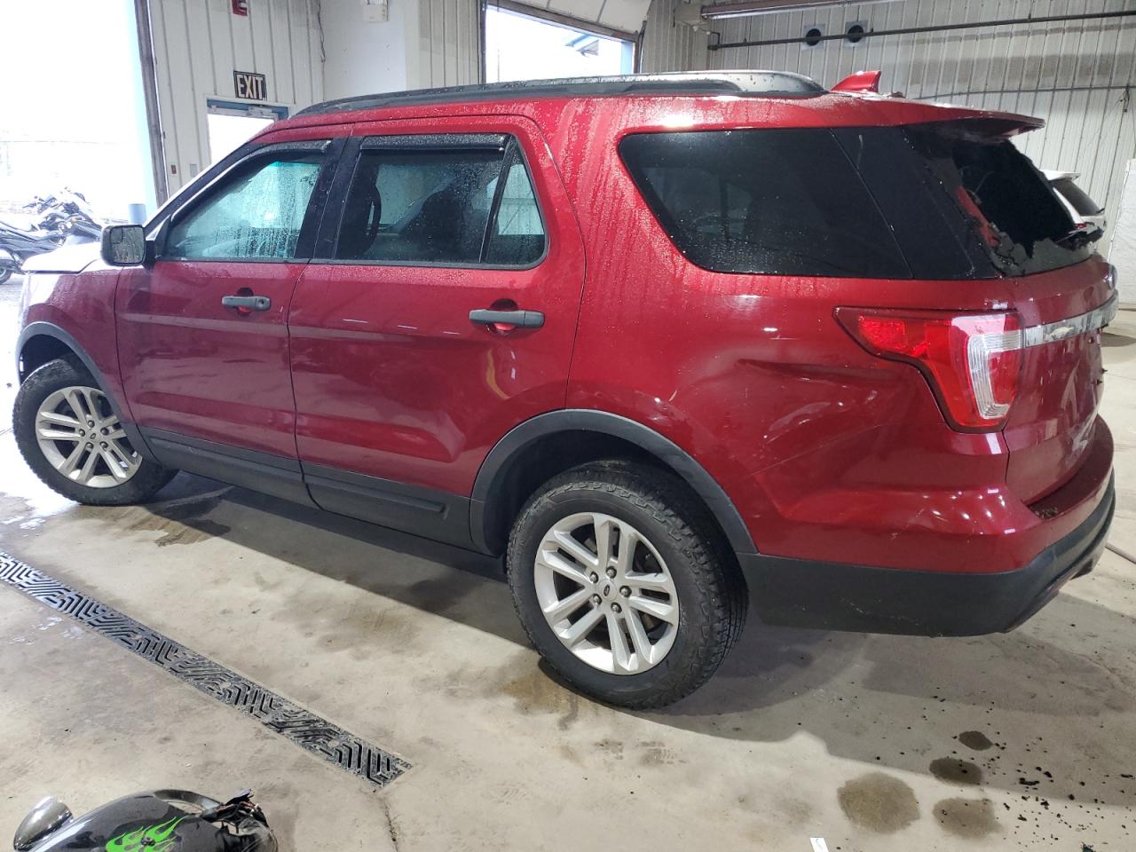 1FM5K8B8XGGC97633 2016 FORD EXPLORER - Image 2