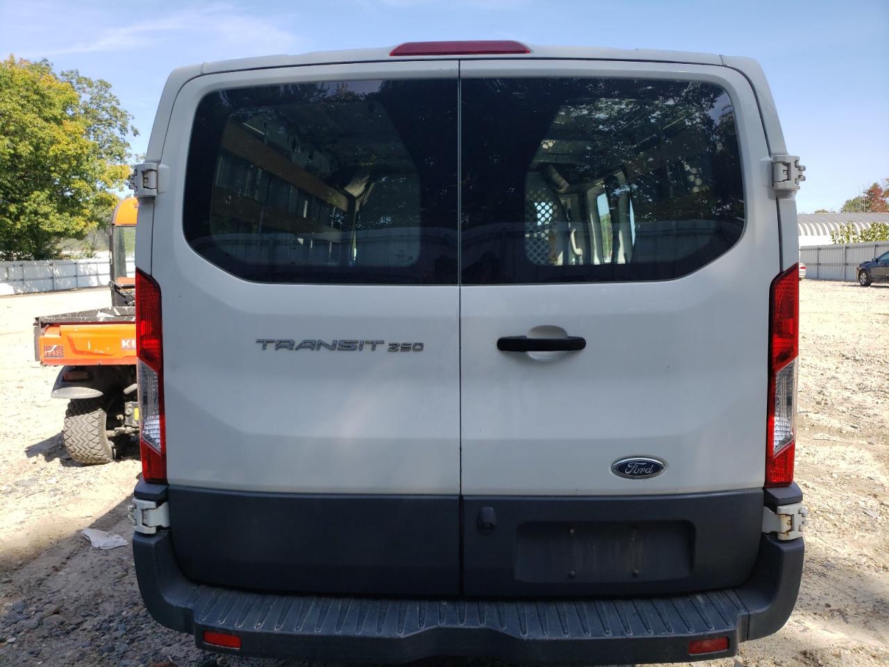 2016 Ford Transit T-250 VIN: 1FTYR1ZM1GKB05083 Lot: 69828504