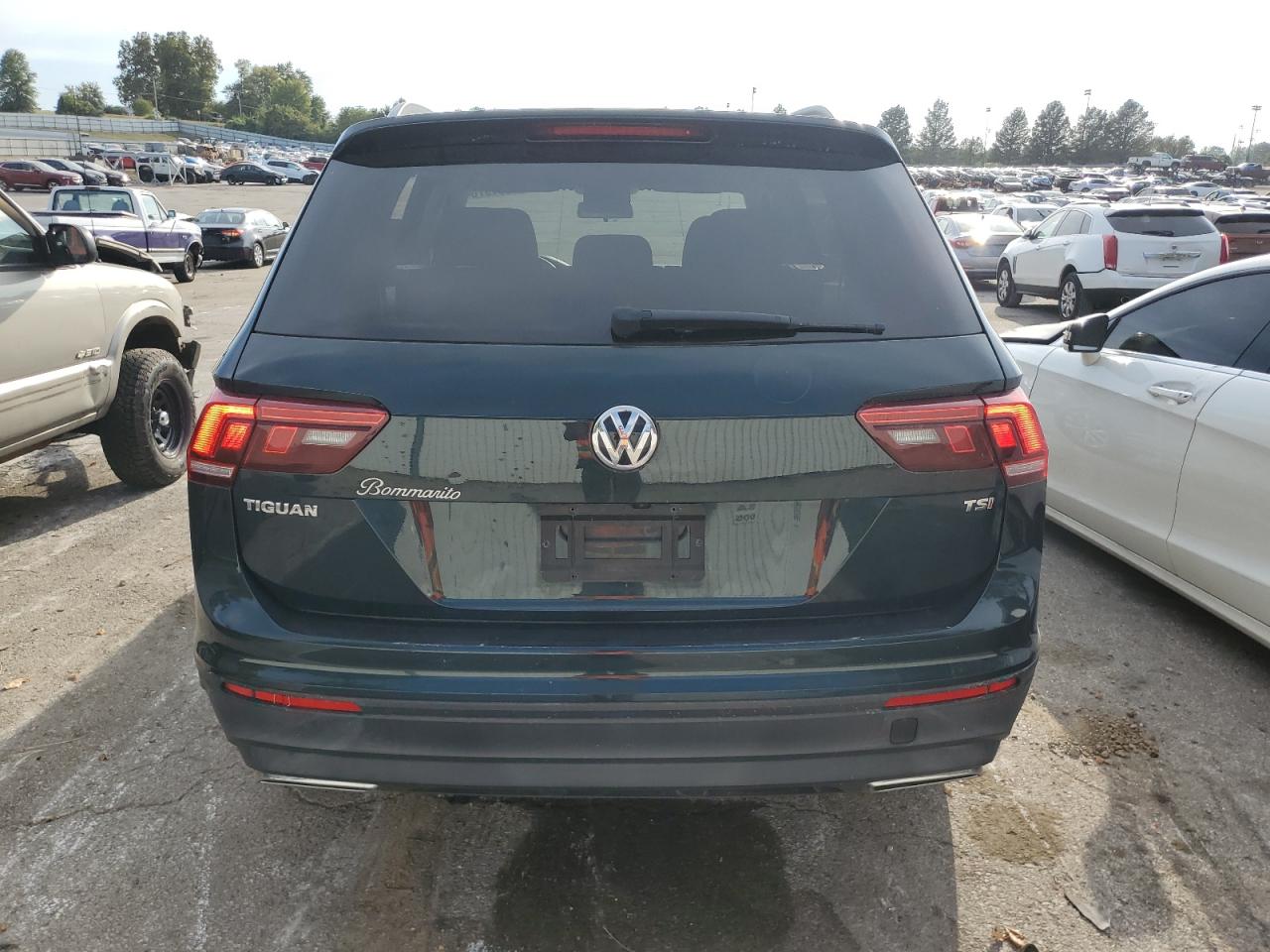 2018 Volkswagen Tiguan S VIN: 3VV1B7AX9JM043240 Lot: 72519764