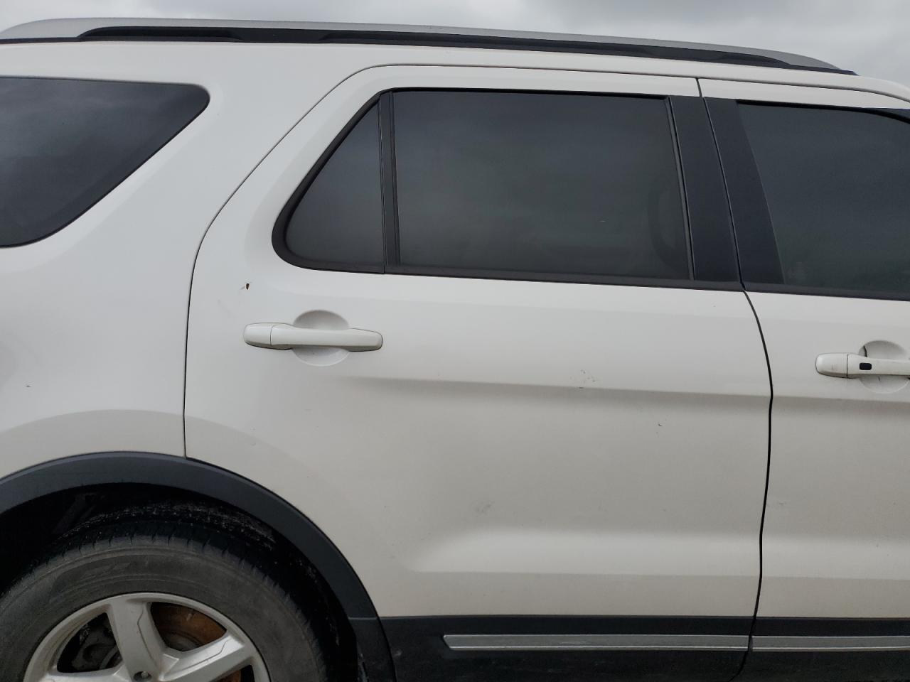 2018 Ford Explorer - Image 11