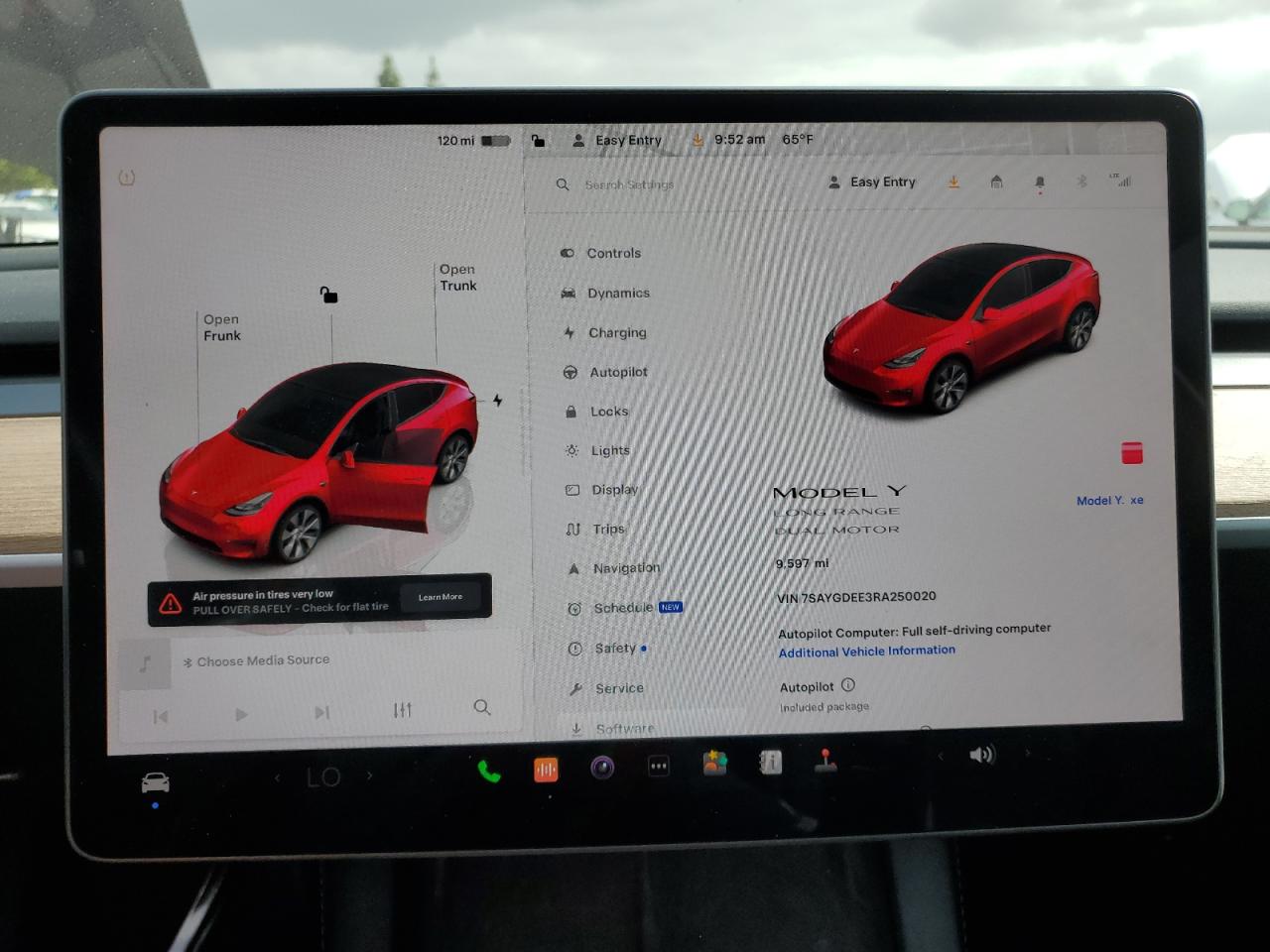 7SAYGDEE3RA250020 2024 Tesla Model Y