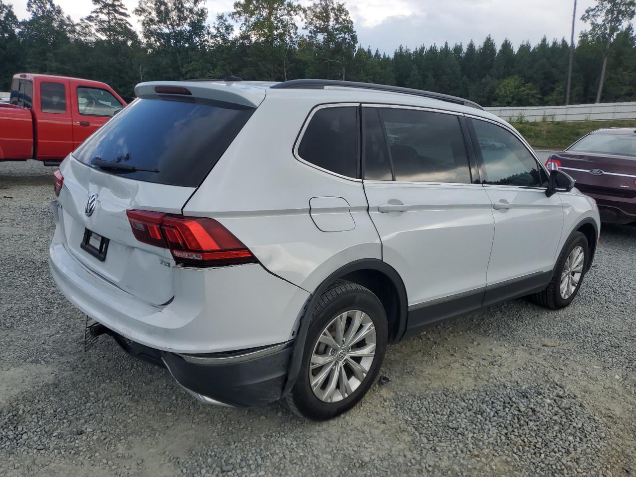 2018 Volkswagen Tiguan Se VIN: 3VV3B7AX9JM081673 Lot: 71167814