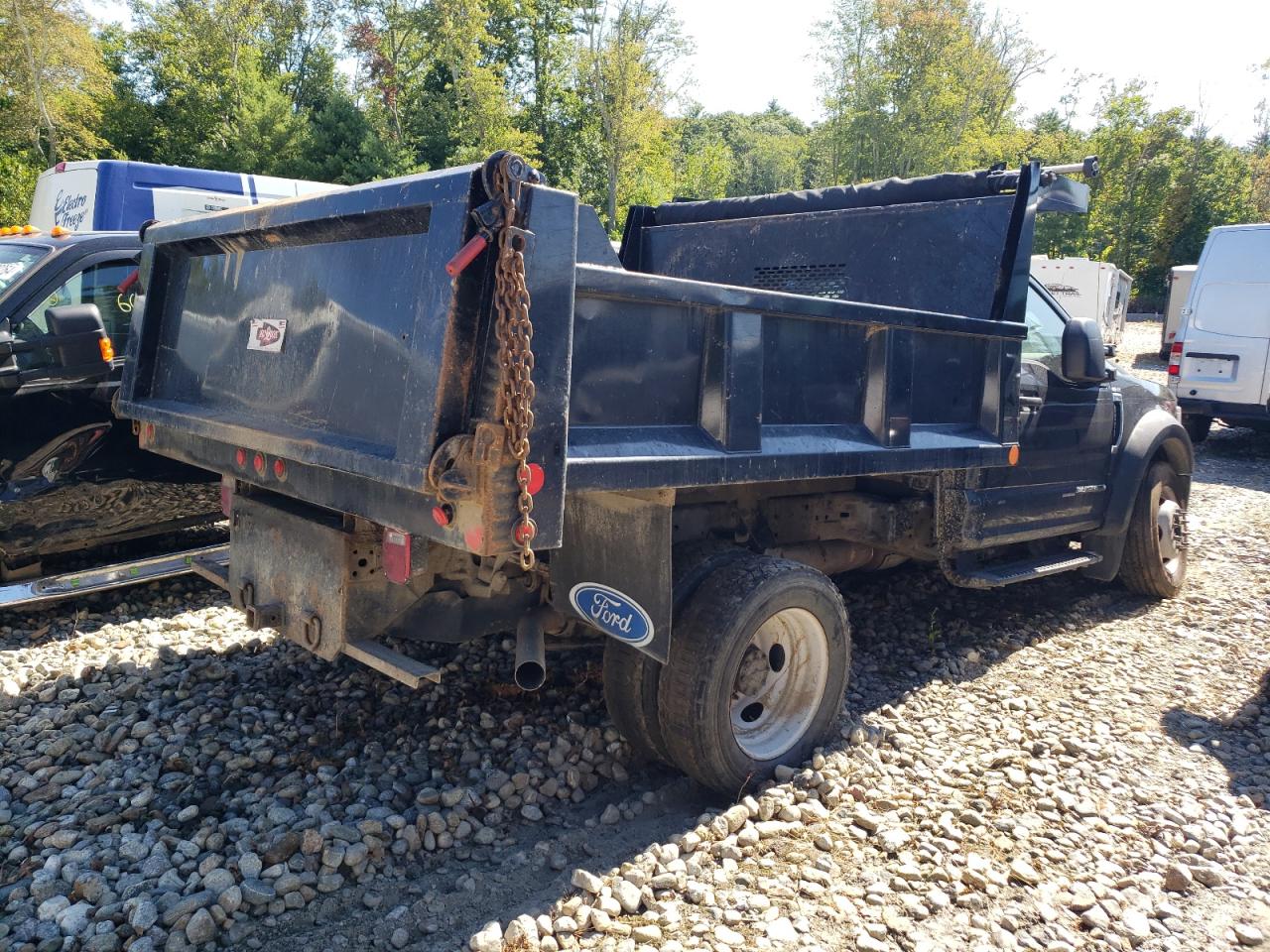 2021 Ford F550 - Image 3