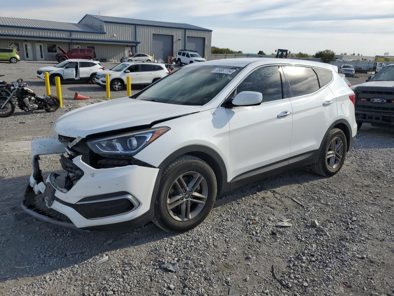 5NMZT3LB7JH087569 2018 HYUNDAI SANTA FE - Image 1