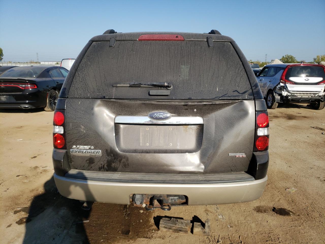 2006 Ford Explorer Eddie Bauer VIN: 1FMEU74E36UA28879 Lot: 71808604