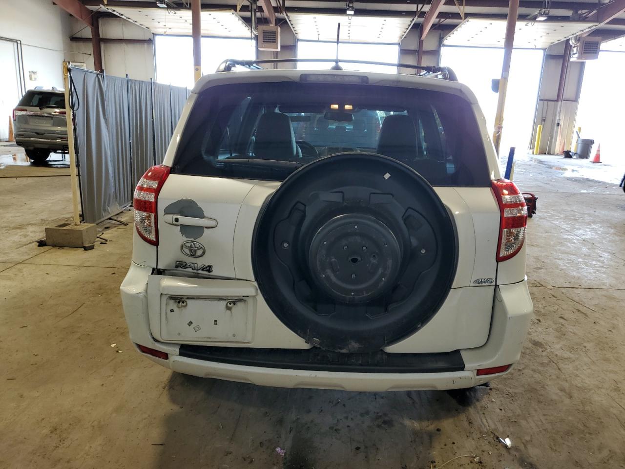 2012 Toyota RAV 4 - Image 6
