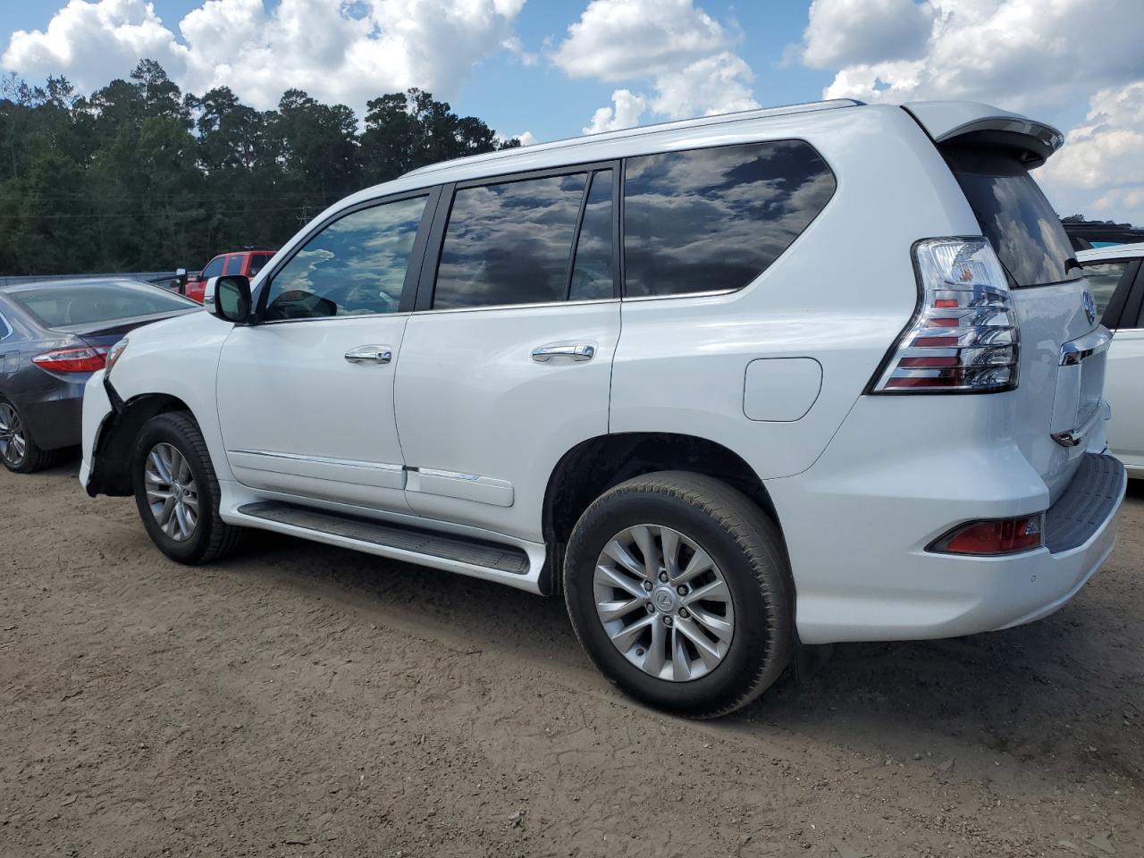2017 Lexus GX - Image 2