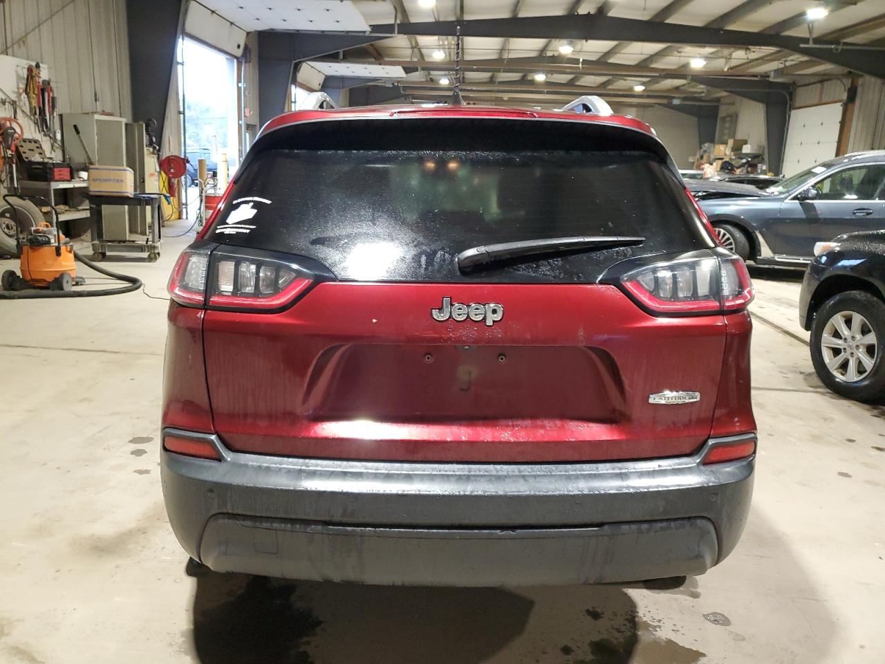 2019 Jeep Cherokee Latitude Plus VIN: 1C4PJLLBXKD420032 Lot: 73654894