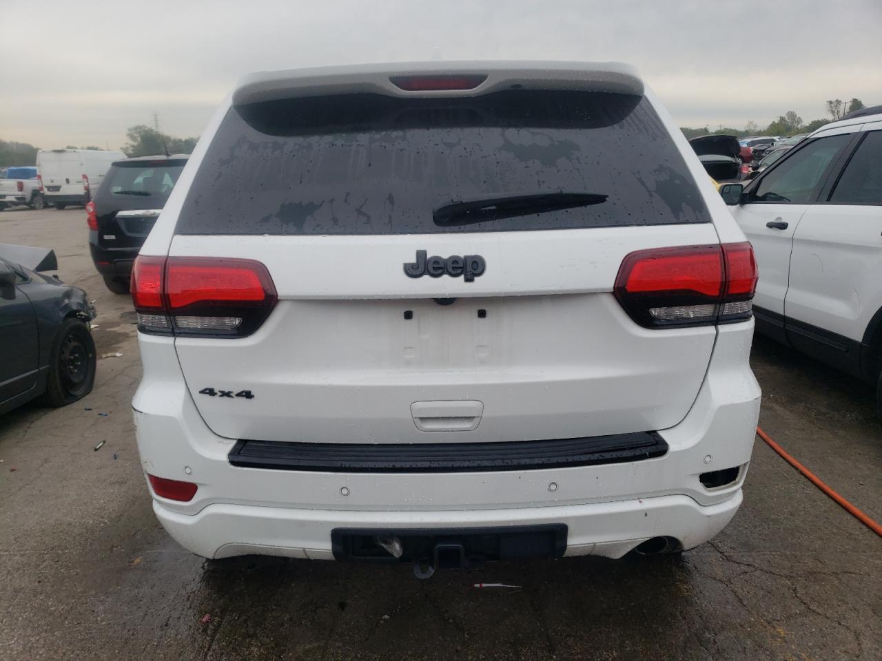 1C4RJFAG5JC227722 2018 Jeep Grand Cherokee Laredo