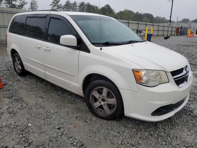 Минивэны DODGE CARAVAN 2013 Белы