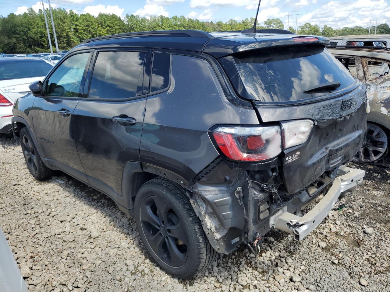 2019 Jeep Compass - Image 2