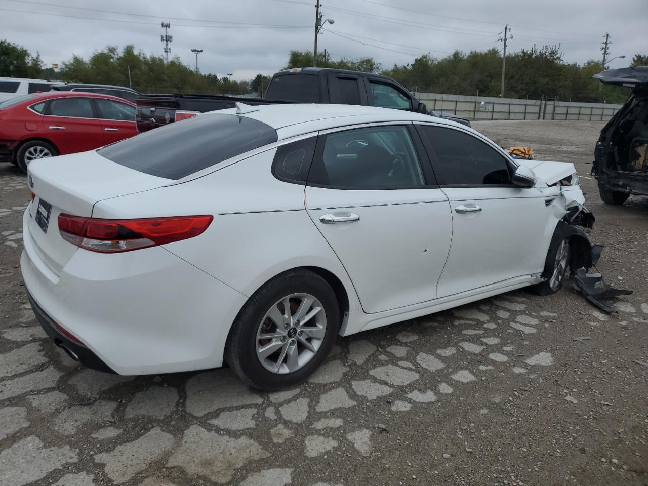 2017 Kia Optima - Image 3