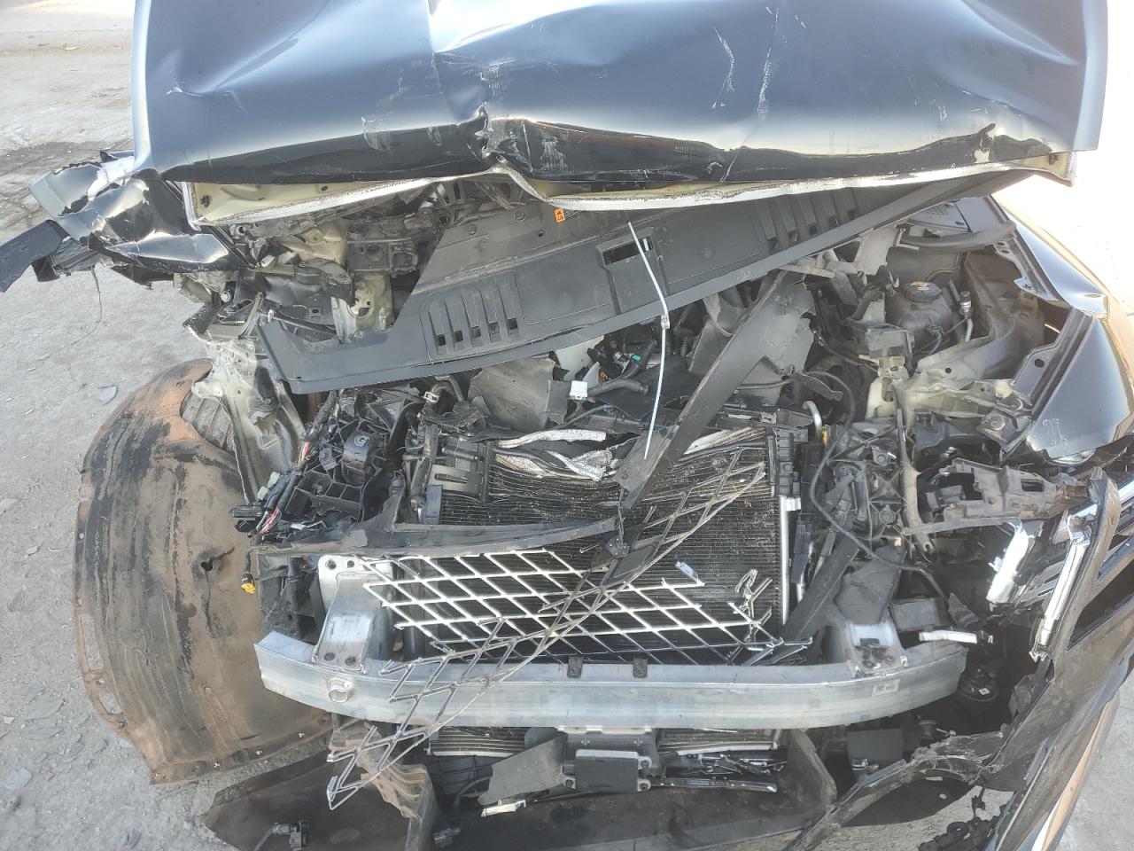 2024 Genesis GV80 - Image 12