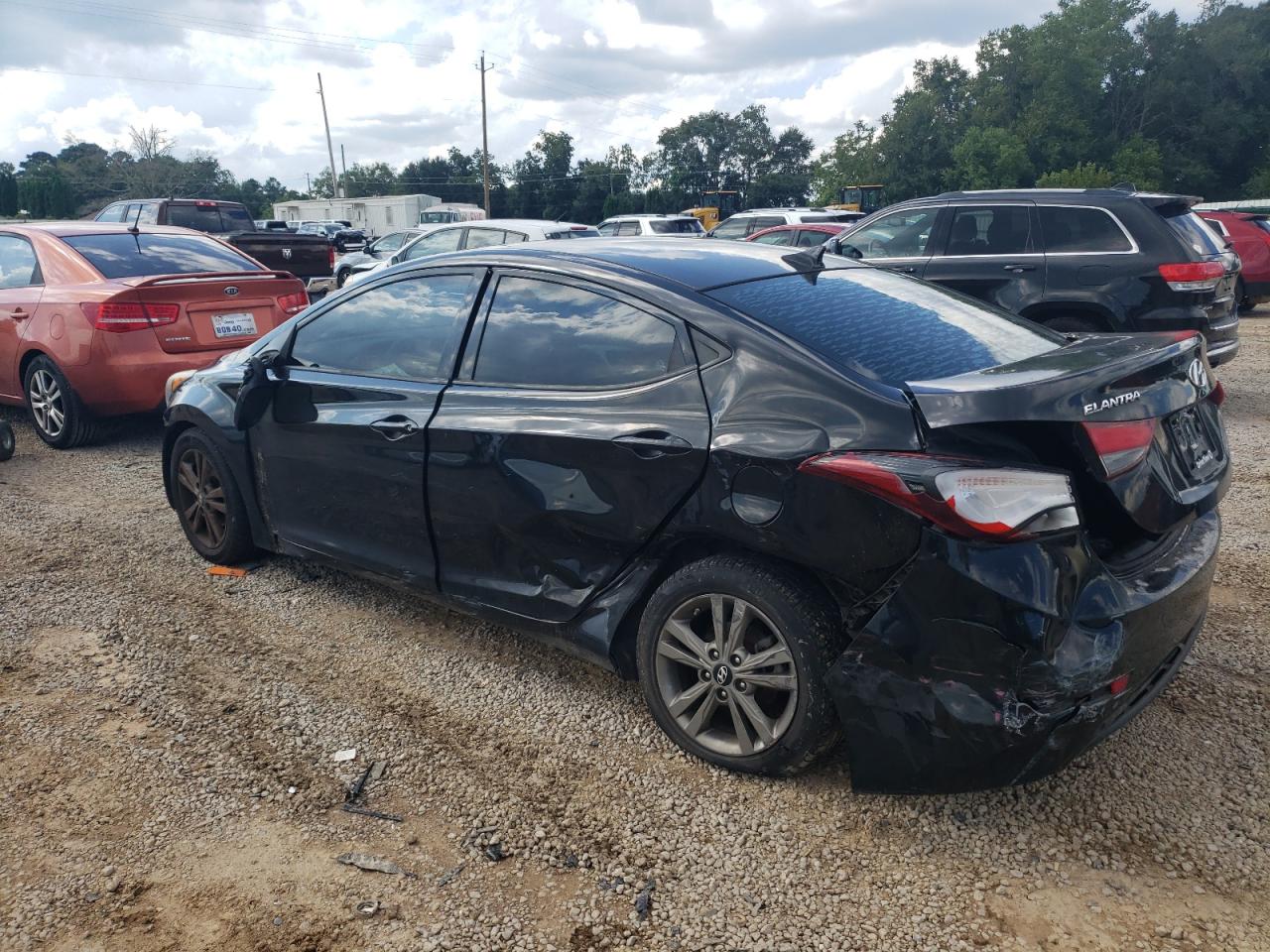 2016 Hyundai Elantra - Image 2