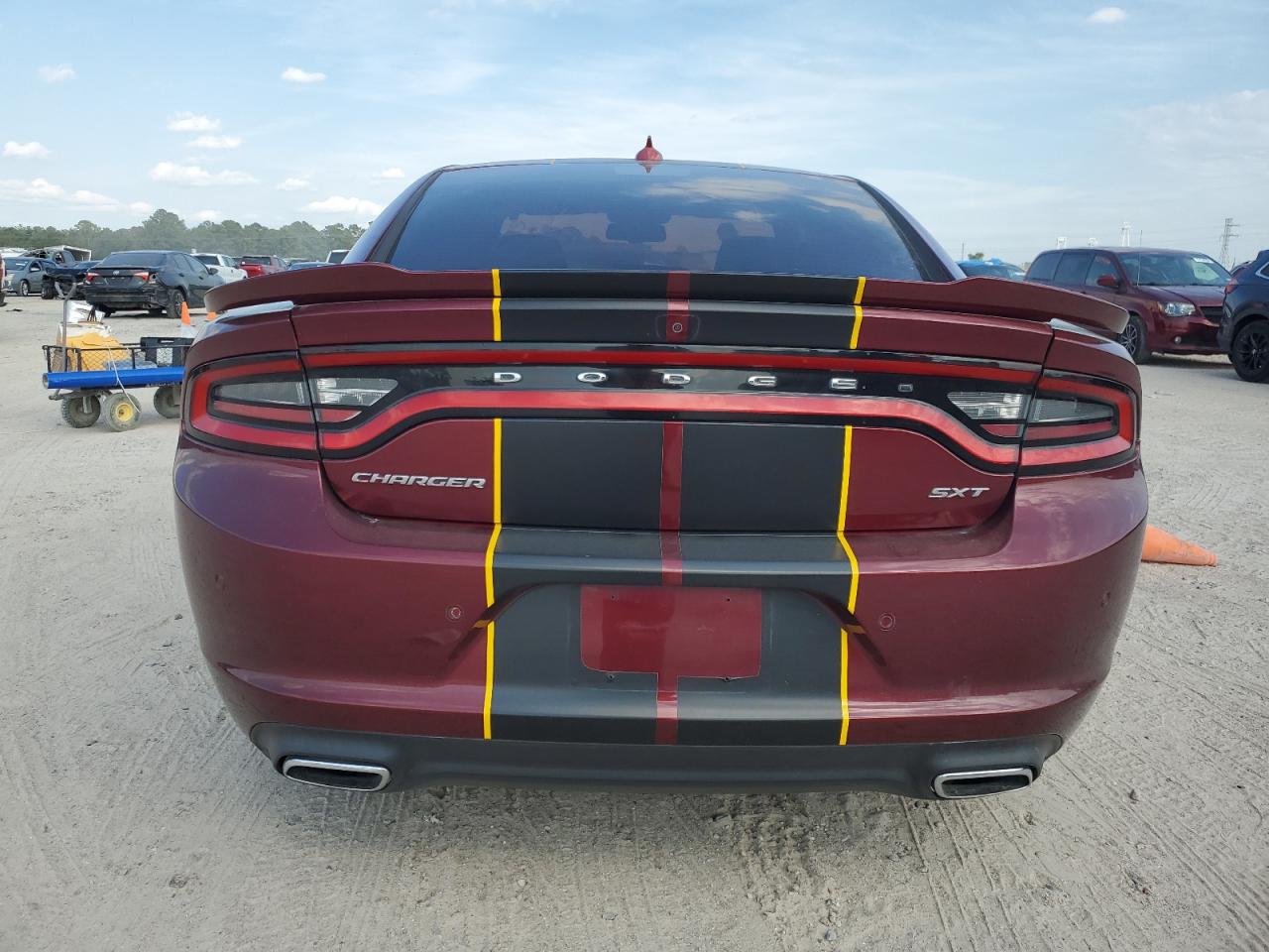 2C3CDXHG7HH551601 2017 Dodge Charger Sxt