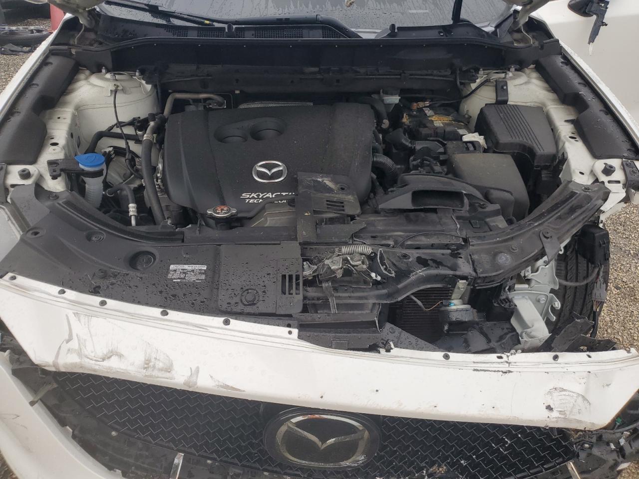 2017 Mazda CX-5 - Image 12