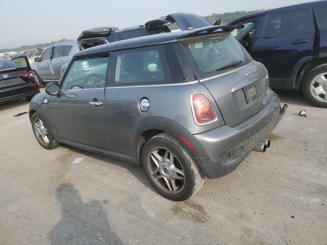 2009 MINI Cooper - Image 2