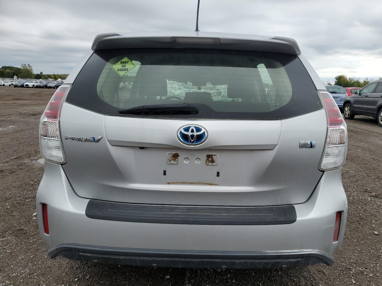 JTDZN3EU4GJ049910 2016 Toyota Prius V