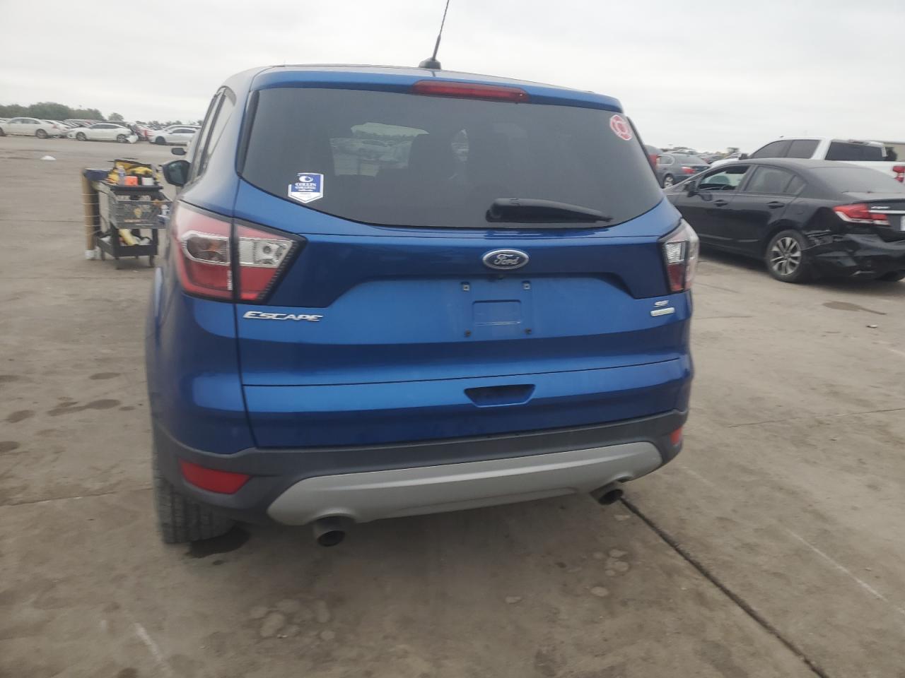 1FMCU0GDXHUD81771 2017 Ford Escape Se