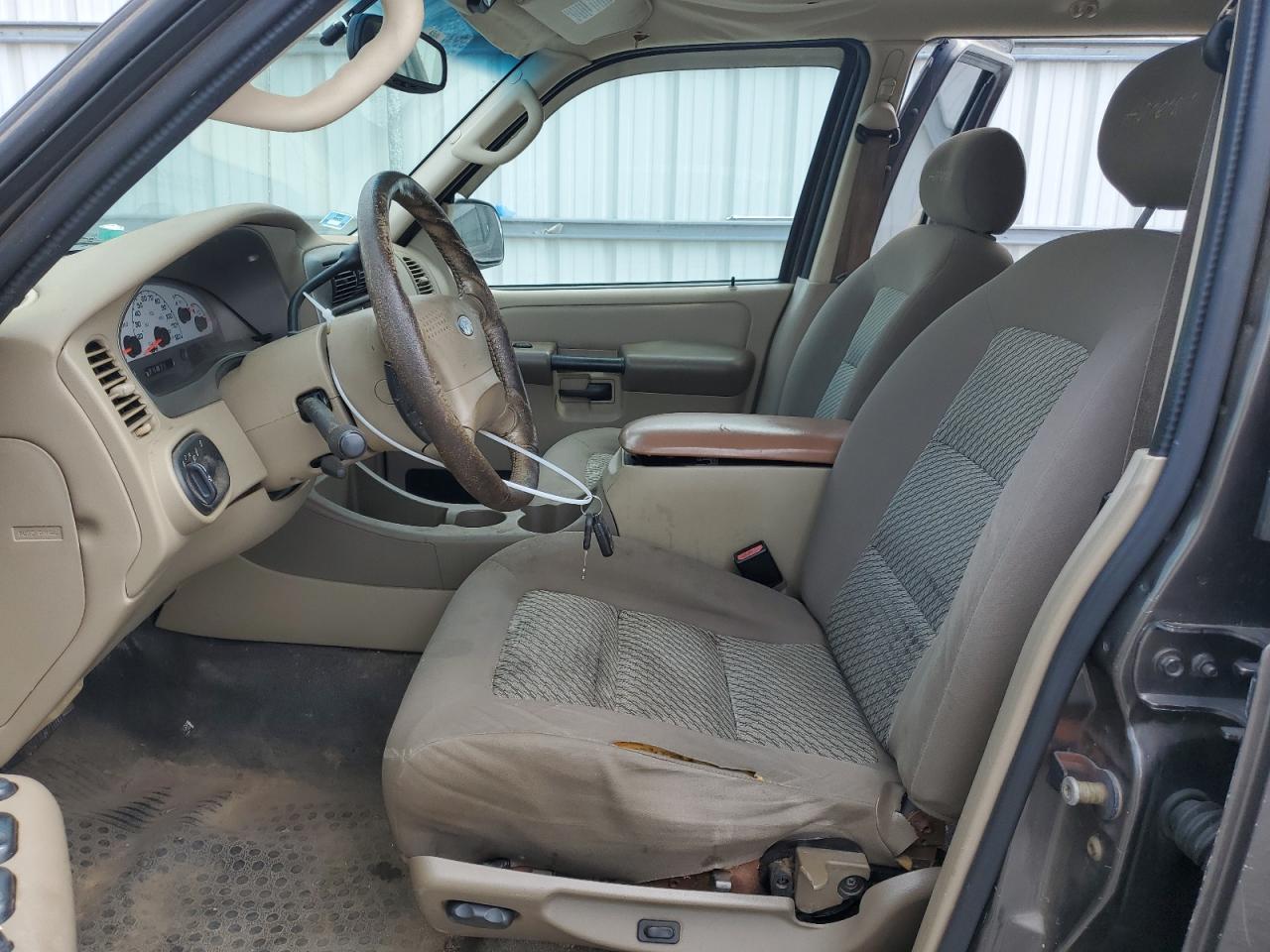 1FMZU77K55UB31853 2005 Ford Explorer Sport Trac