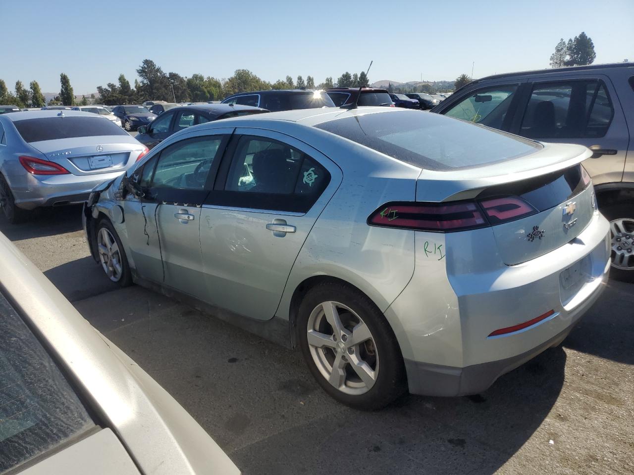 2013 Chevrolet Volt - Image 2