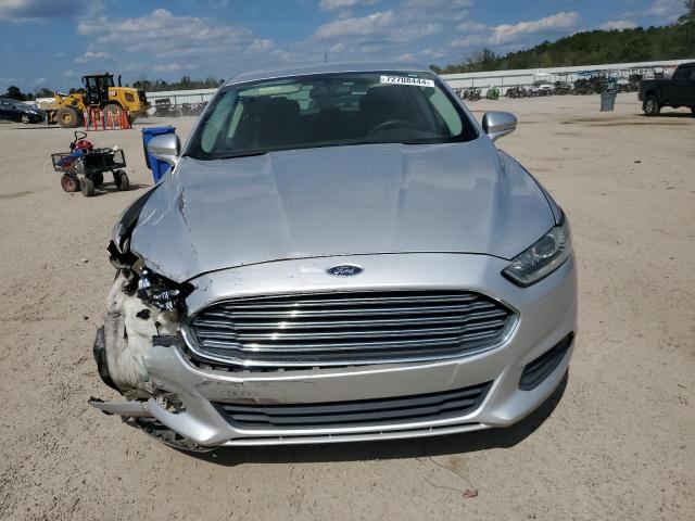  FORD FUSION 2016 Серебристый