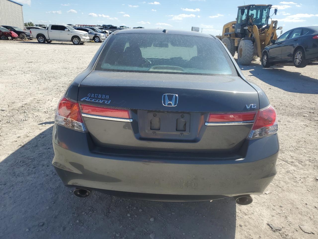 1HGCP3F84BA014702 2011 Honda Accord Exl