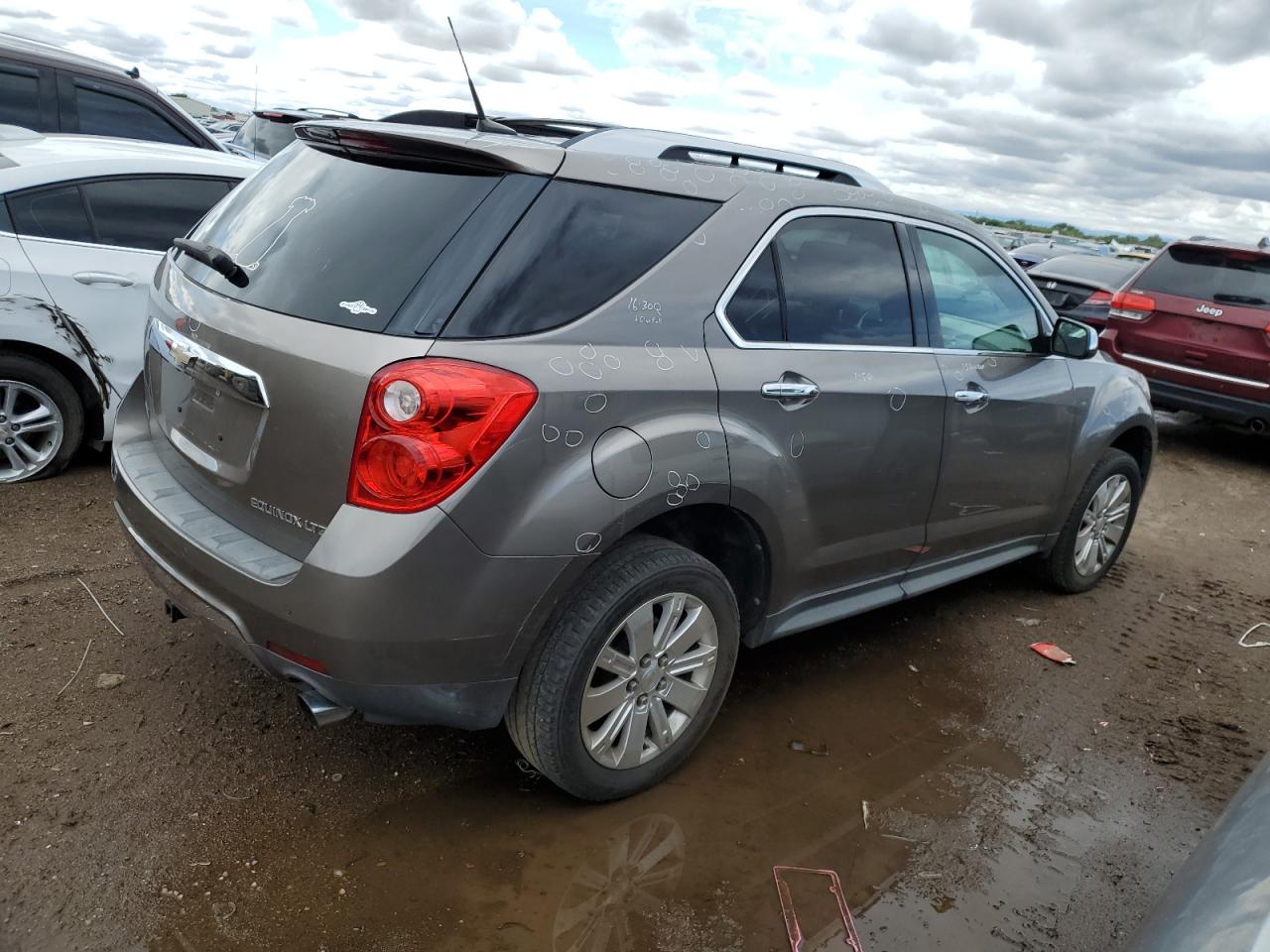 2011 Chevrolet Equinox - Image 3