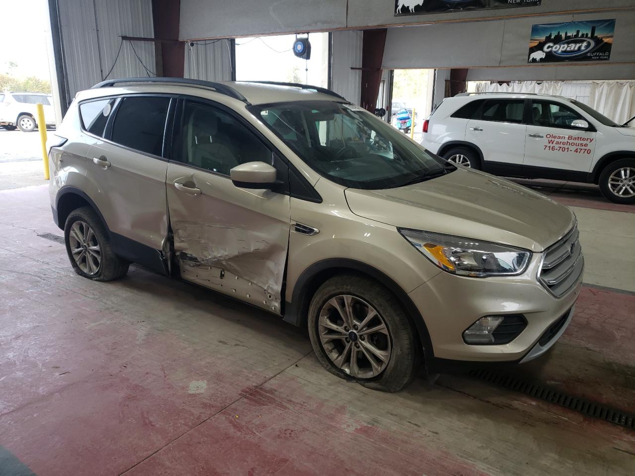 1FMCU9GD3JUB51337 2018 Ford Escape Se