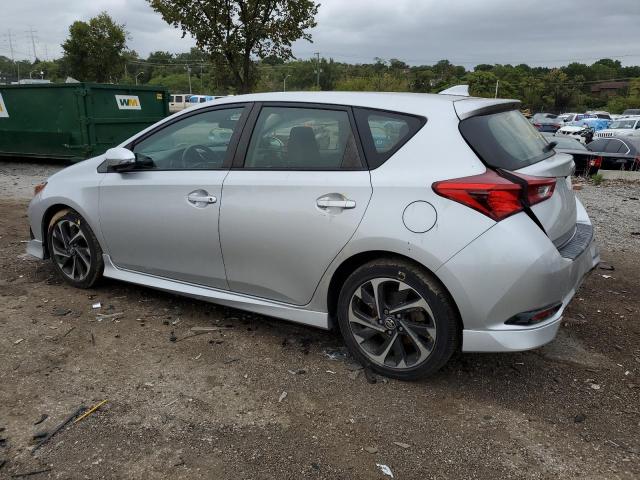 Hatchbacks TOYOTA COROLLA 2017 Srebrny