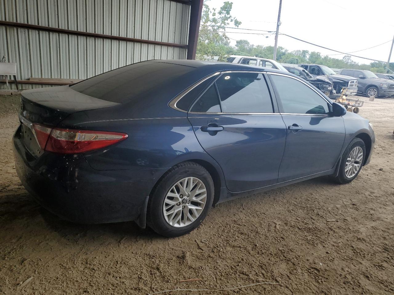 2016 Toyota Camry - Image 3