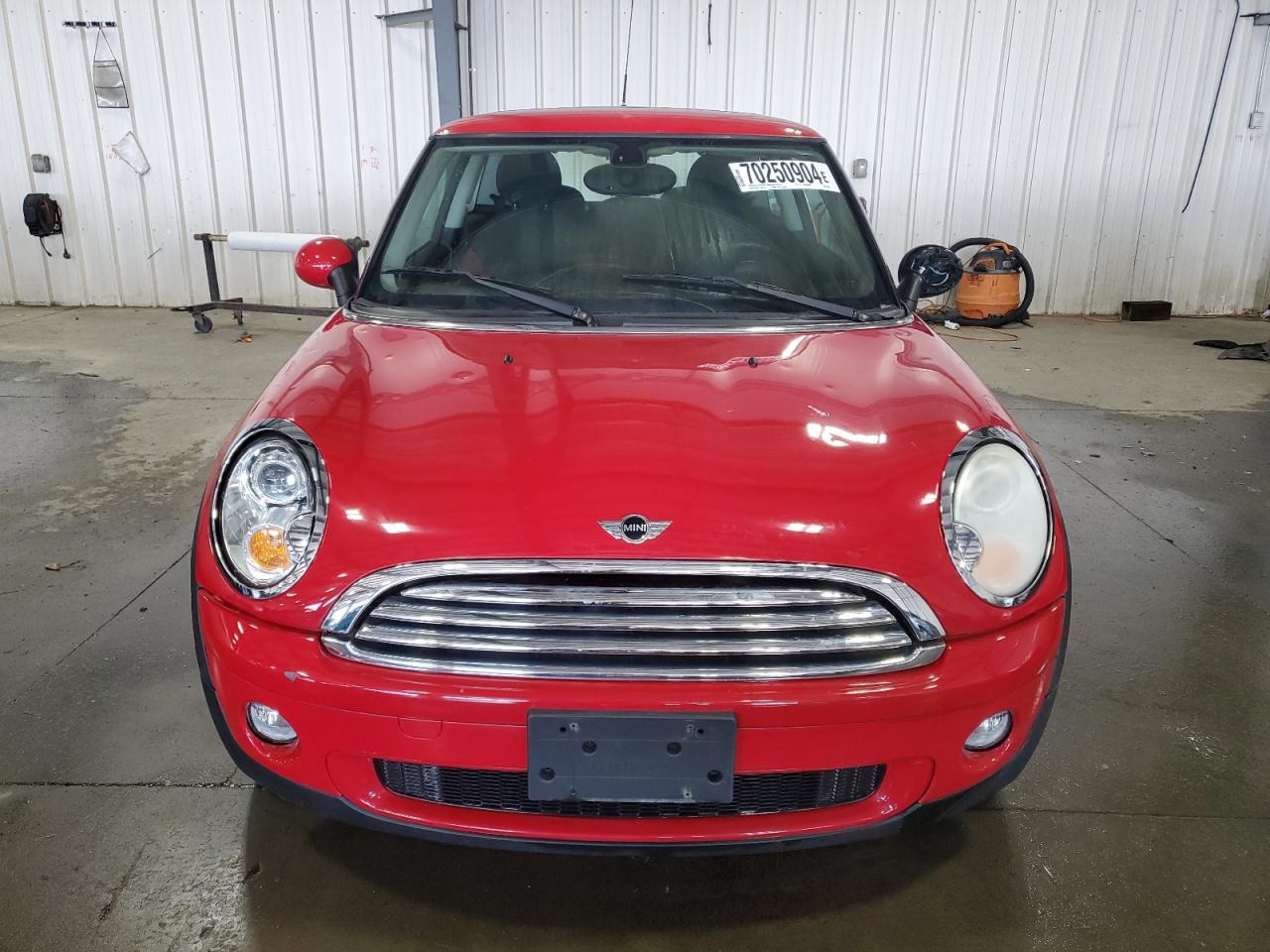 2010 MINI Cooper - Image 5