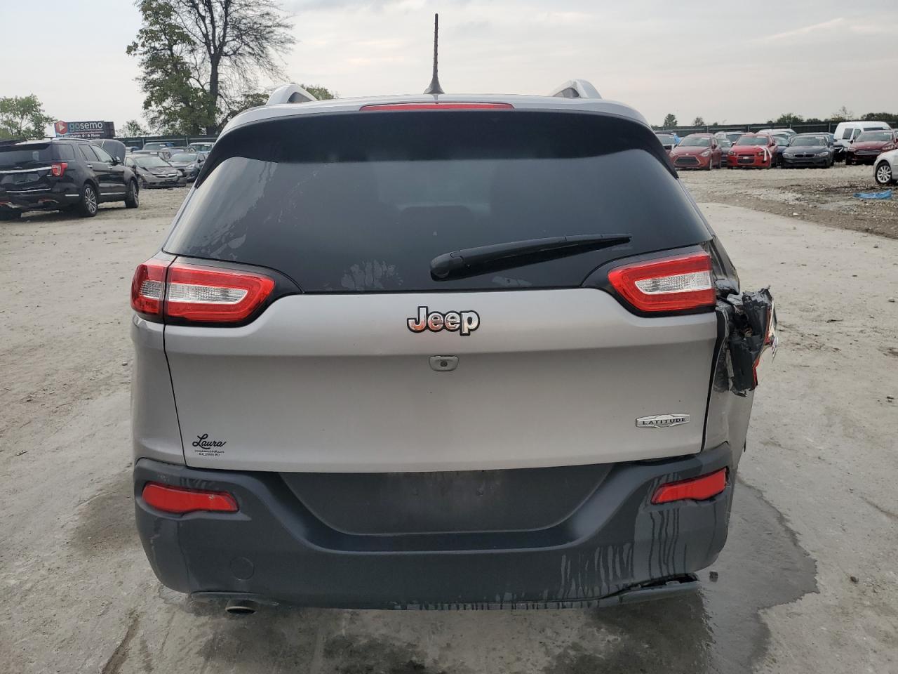 2018 Jeep Cherokee Latitude VIN: 1C4PJLCB4JD615722 Lot: 72633704