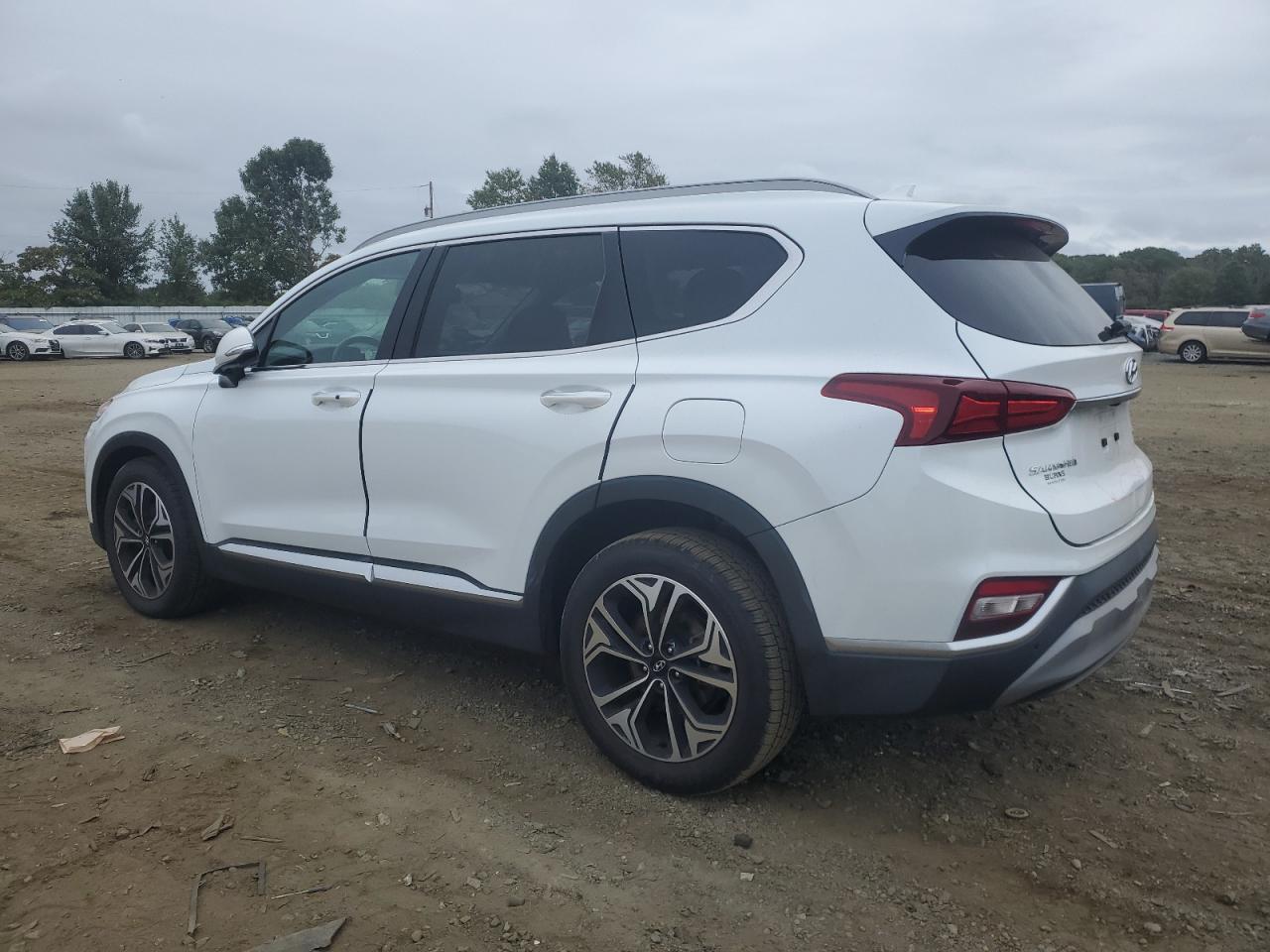 5NMS5CAA2KH018876 2019 HYUNDAI SANTA FE - Image 2