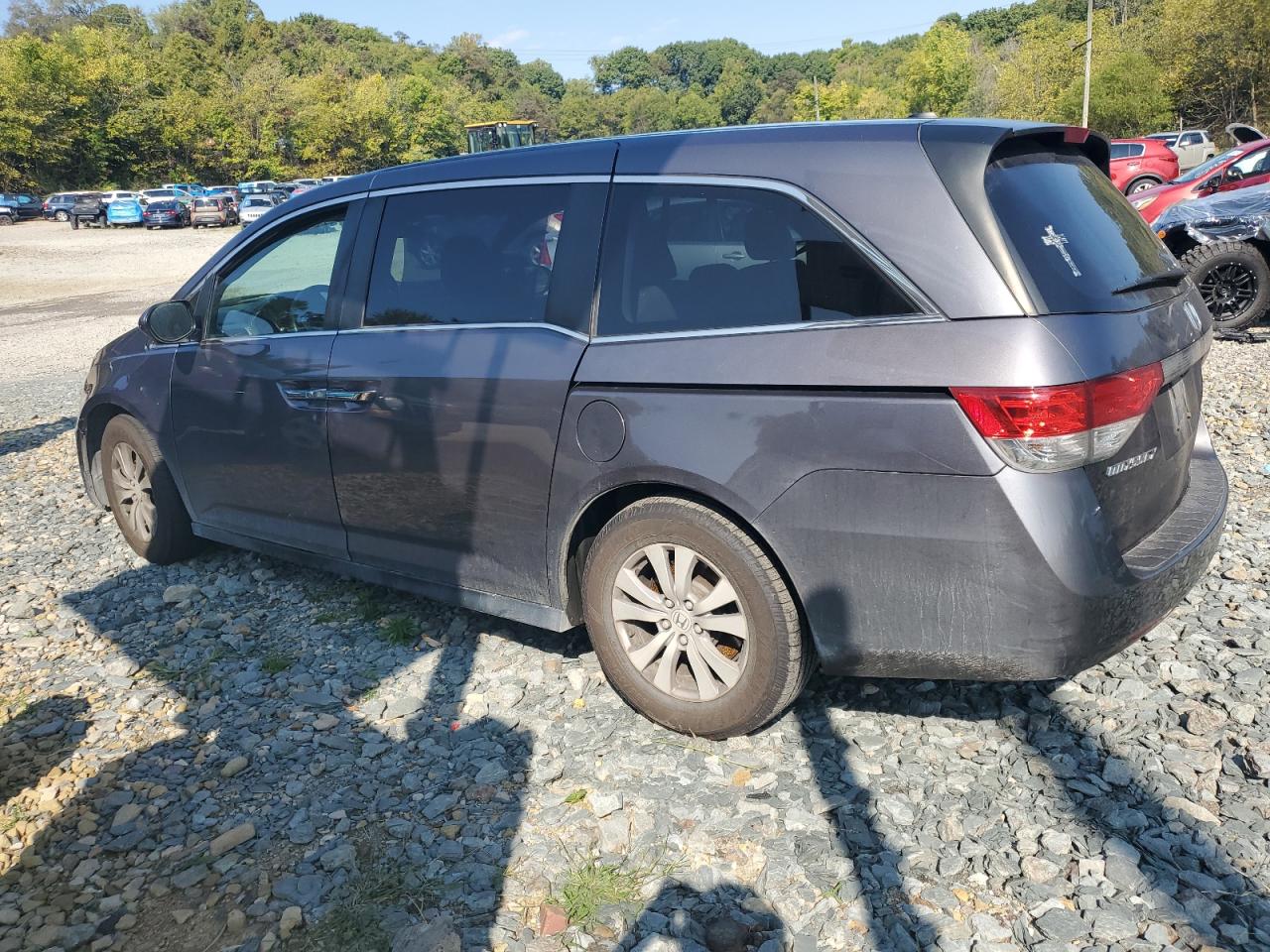 5FNRL5H38GB077852 2016 HONDA ODYSSEY - Image 2