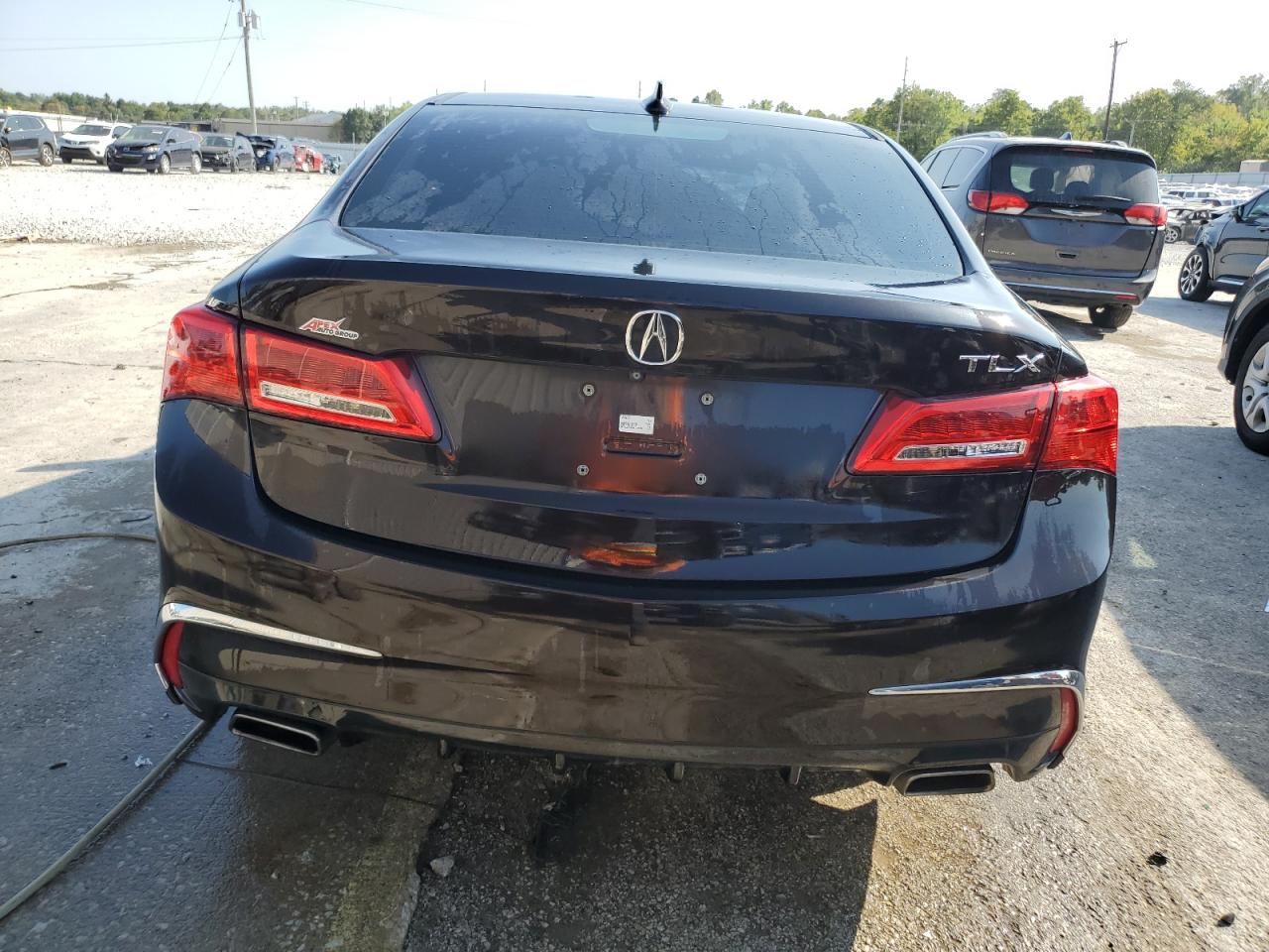 19UUB2F59JA009576 2018 Acura Tlx Tech